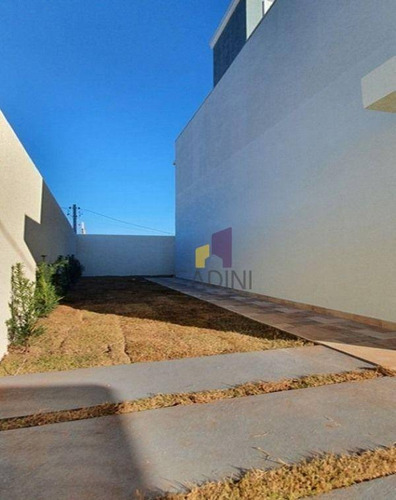 Imagem 2 de 7 de Sobrado À Venda - Belmonte - Cascavel/pr - So0218