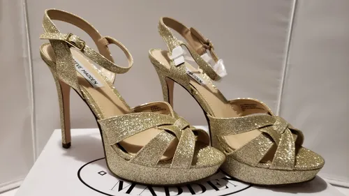 Steve madden kaiden best sale heels