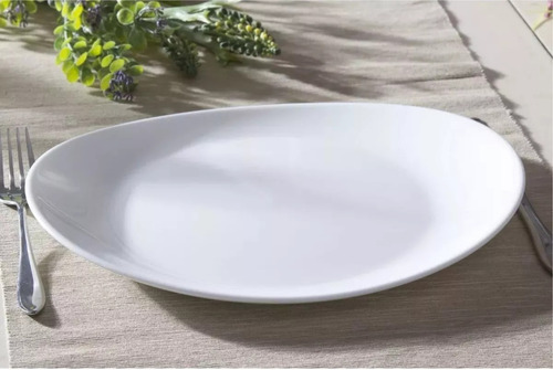 Imagen 2 de 5 de Set X12 Platos Steak Vidrio Opalina Ovalado 30x26cm