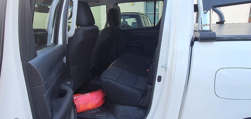 Toyota Hilux Dx 4x4
