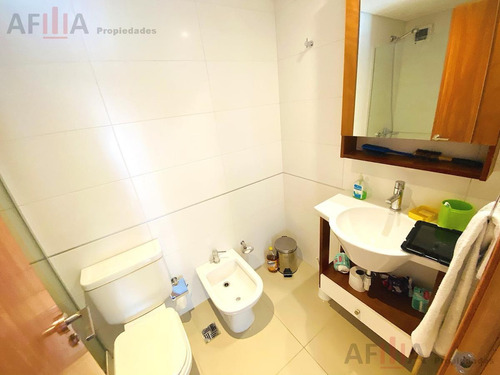 Venta Departamento 4 Dormitorios Piscina Rambla- Malvín