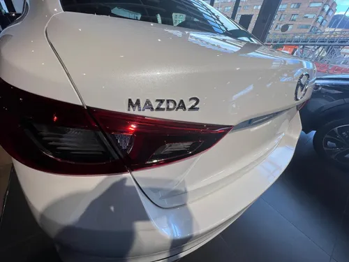 Mazda 2 Sedan Touring