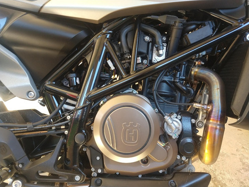 Husqvarna Svartpilen 701