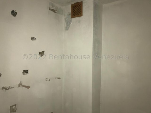 Imagen 15 de 16 de Venta Apartamento Colinas De La Tahona 22-23377