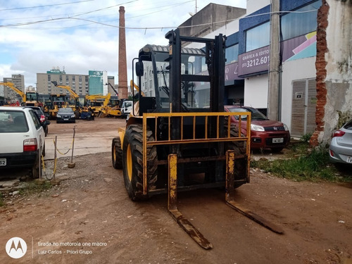 Imagem 7 de 15 de Empilhadeira Movix 4t*t. 4 M *todo Terreno* 2016 Repasse