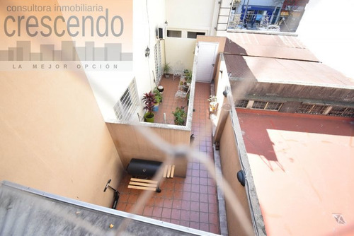 Imagen 3 de 16 de Ph 1ro Por Escalera Patio San Martin 2360
