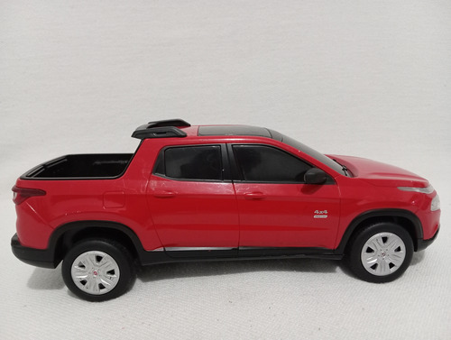 Fiat Toro R/c Miniatura Carrinho Vermelho (Usado)