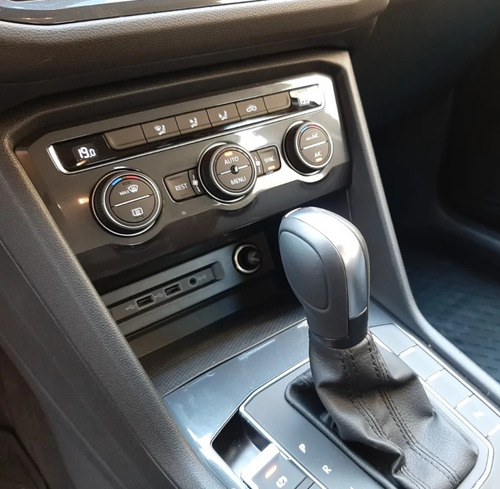 Volkswagen, Tiguan Allspace 250tsi, 2021, 2300km.