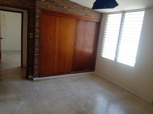 Imagen 19 de 21 de Judithe.venta Casa Maracaibo Calle Cerrada