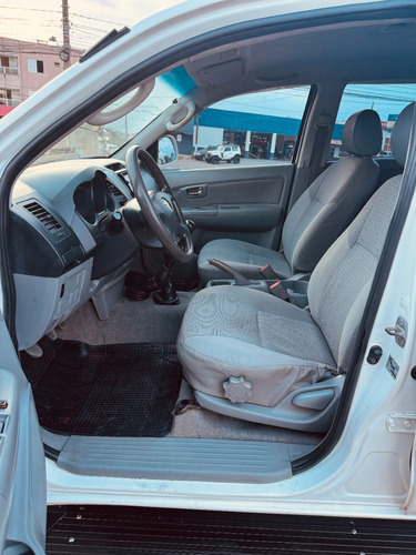 Toyota Hilux 2.5 Cab. Dupla 4x4 4p
