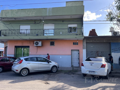 Casa Y Locales En Venta Oportunidad Inversores - Merlo
