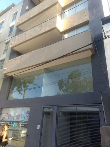 Departamento Con Terraza Propia En Venta  - La Plata