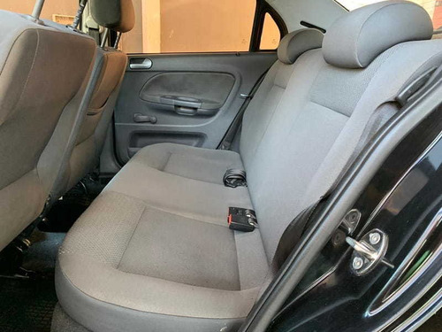 Volkswagen Voyage Trend 1.0 Mi 8v Total Flex