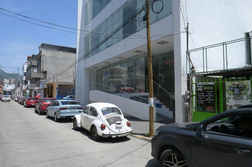 Fracc. Magallanes Edificio Para Centro Médico O Laboratorio