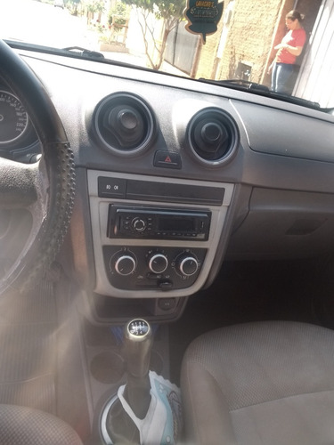 Saveiro Trend 1.6 Mi Cabine Estendida
