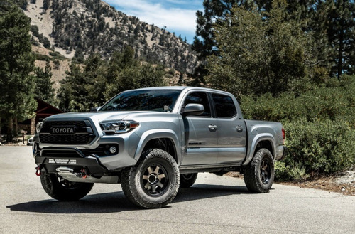 Imagen 2 de 10 de Defensa Body Armor Winch Toyota Tacoma 2016/2021 Bumper