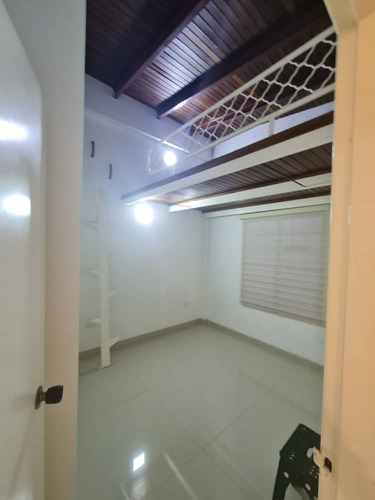 Imagen 11 de 22 de Casa En Residencias La Esmeralda, Villa Africana, Puerto Ordaz