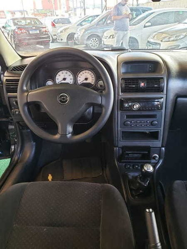 Chevrolet Astra Hatch Advantage 2.0 08v(140cv)