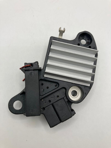 Regulador Alternador De Chery Arauca/x1/ 2 Pines Tipo T 