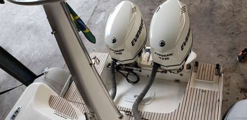 Bote Zefir G800, 2011. 02x Evinrude 175hp- Marina Atlântica