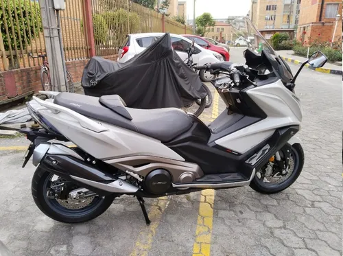 Kymco Maxiscooter Ak550