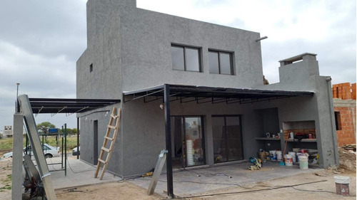 Imagen 19 de 19 de Docta Casa En Venta 3dormitorios-250m2