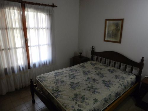 Imagen 12 de 14 de Casa / Chalet (no Duplex) Para 8 Personas La Lucila Del Mar