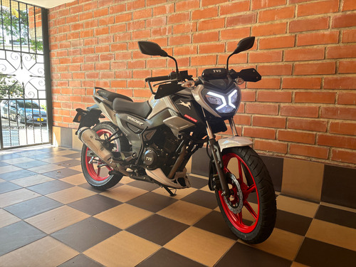 Moto Tvs Raider 125 ( 2025 - 10.000 Km )
