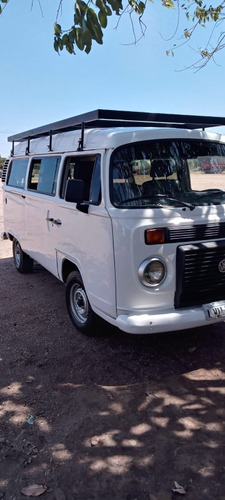 Volkswagen Kombi 1.4 Standard Total Flex 3p