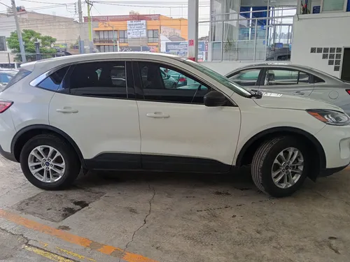 Ford Escape 2.5 SE Hybrid At