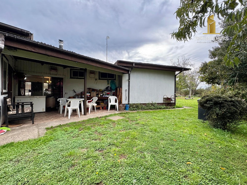 Comuy Venta Casa 4d 2b A 3 Min Del Rio Tolten Temuco