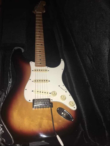 Fender Stratocaster Made In Mexico Standard (Reacondicionado)