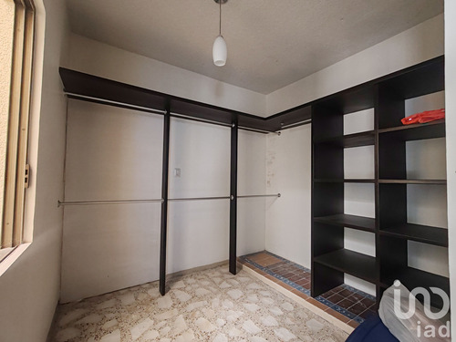 Venta Casa 5 Ambientes Ricardo Flores Magón