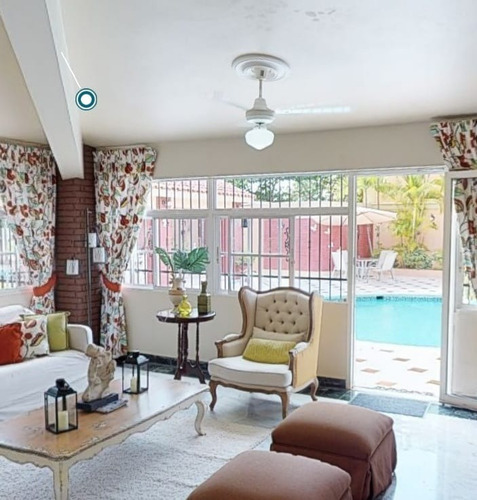 Imagen 10 de 20 de Espectacular Casa En Cuesta Hermosa Lll De Arroyo Hondo Que Cuenta Con Grandes Espacios,picina .estudio, Family Room, ,2 Cocina, 2 Area De Comedor , Sala ,estar 5 Habitaciones Cada Una Con Su Baño , T