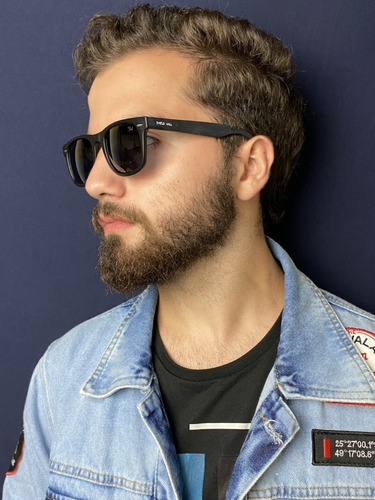 Óculos De Sol Masculino Quadrado Shield Wall Polarizado Cor Preto Armação Unico Haste Único Lente Único Desenho Único