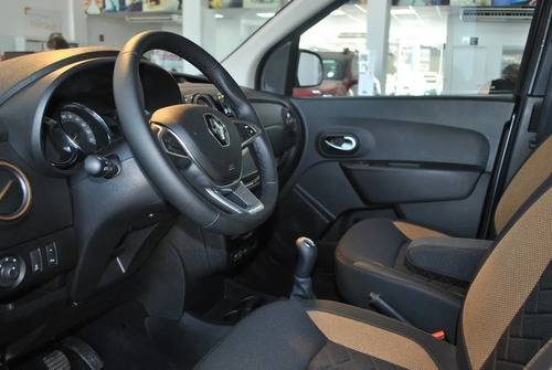 Imagen 24 de 25 de Renault Kangoo Stepway 1.5 5 Asientos
