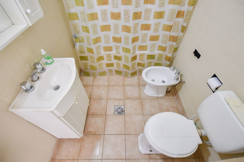 Imagen 12 de 30 de Casa Venta 2 Dormitorios La Plata