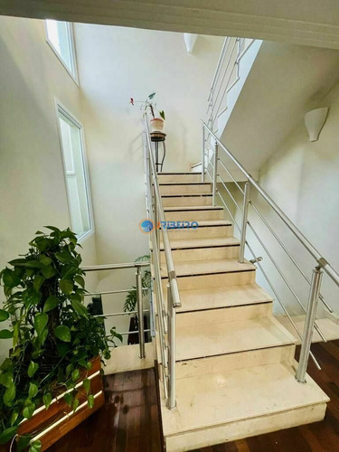 Imagem 12 de 27 de Casa Em Condomínio Com Piscina À Venda No Horto Florestal, São Paulo, Zona Norte - 300018