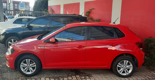 Imagen 8 de 25 de Volkswagen Polo 1,6 Comfortline Manual Año 2018 Rojo