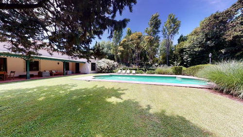Imagen 10 de 30 de Venta De Lindísima Casa Colonial En Las Lomas De San Isidro
