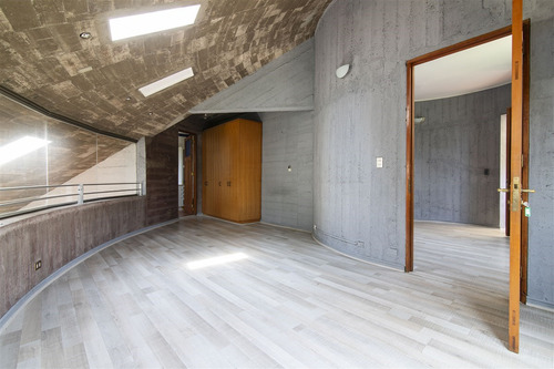 Casa En Venta En La Reina Alta ! Vista Verde, Buen Barrio!!