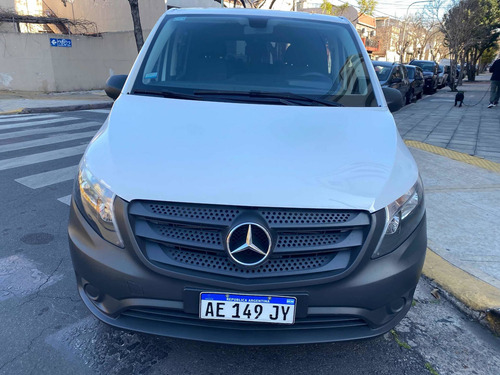 Imagen 2 de 13 de Mercedes-benz Vito 2020 1.6 111 Cdi Furgon Mixto Aa 114cv