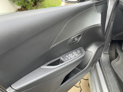 Peugeot 208 1.0 Like Flex 5p