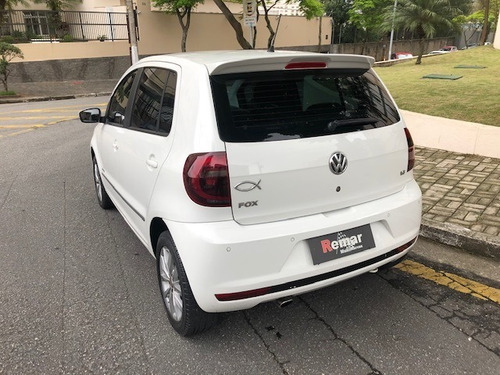 Volkswagen Fox Highline 1.6 Completo Total Flex