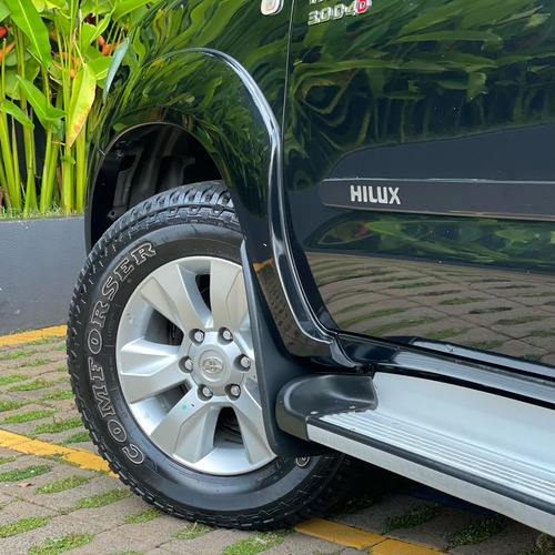 Toyota Hilux 3.0 Srv Cab. Dupla 4x4 4p