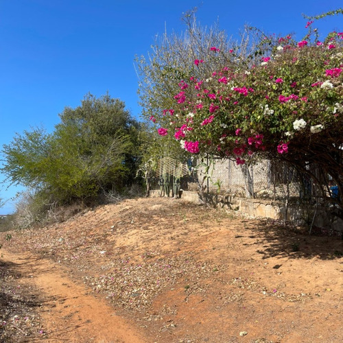 En Venta Casa En El Cardon, Isla De Margarita. Vista Al Mar Y A La Montaña 