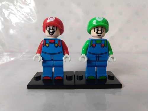 2 Figuras Mario Y Luigi Cubicos