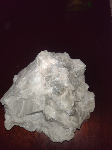 Piedra Cuarzo Y Otra Piedras De Minera