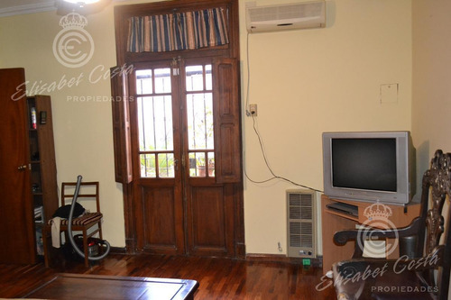 Imagen 14 de 30 de Casa Con Fondo 3 Dormitorios, Quincho- Lanús Este