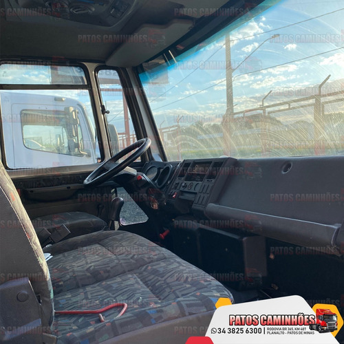 Ford Cargo 712